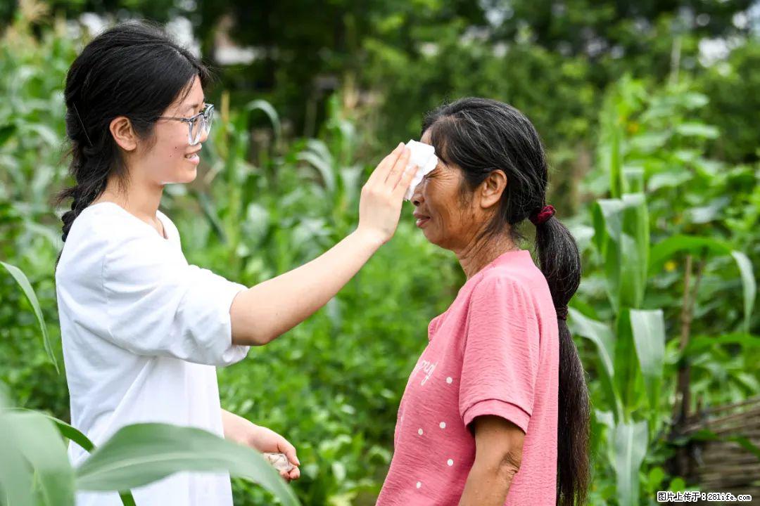 全网追的“扁担女孩”，找了一份暑假工，时薪12元 - 滁州生活资讯 - 滁州28生活网 chuzhou.28life.com